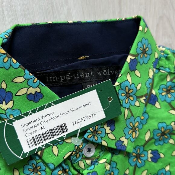 Impatient Wolves Emerald City Floral Short Sleeve Shirt Green M Stitch Fix NWT - Picture 5 of 5